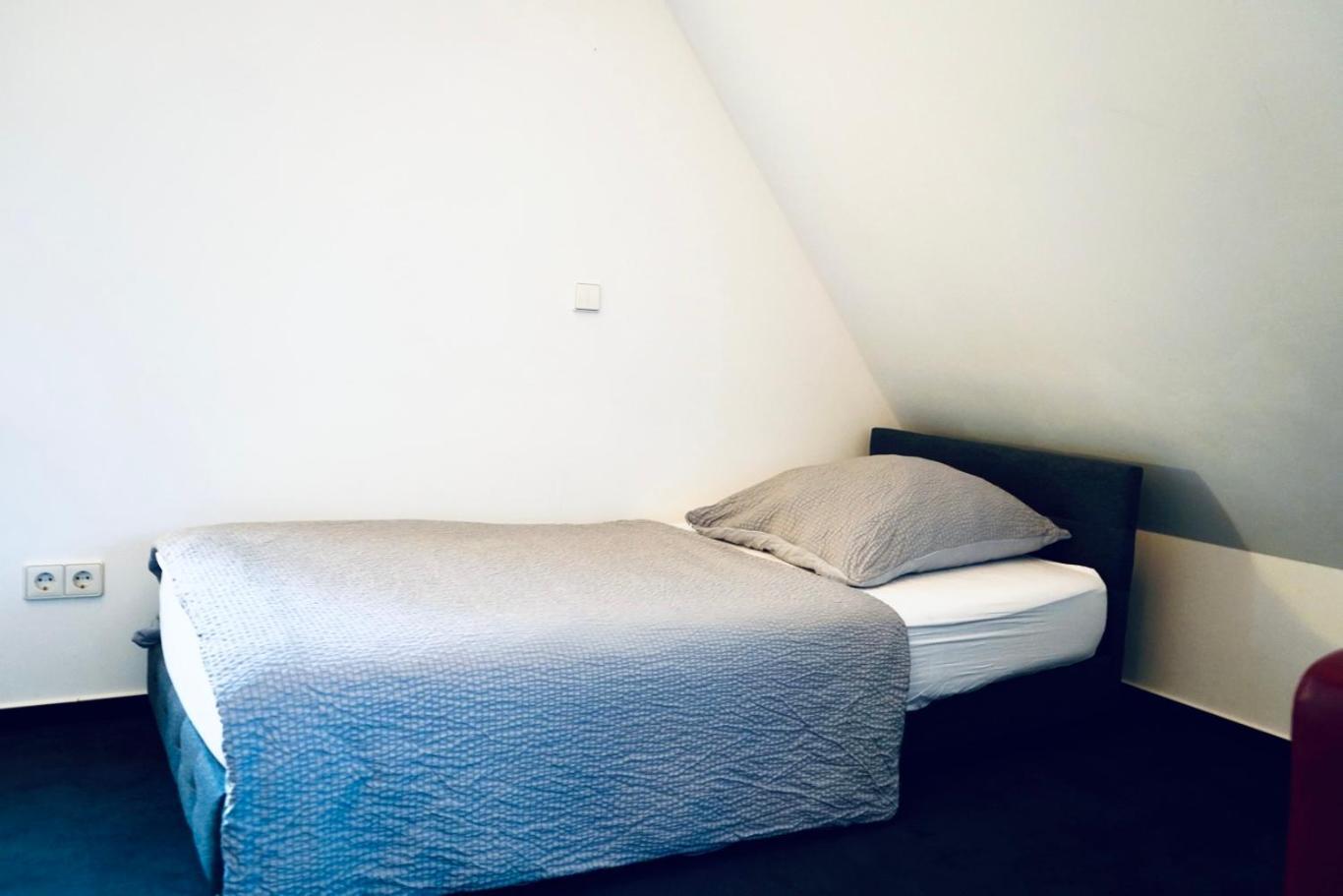 Haus Im Gruenen Fuer 6 Personen-3 Schlafzimmer- 3 Baedern -Waschmaschine-Grosse Terrasse- Vollausgestattete Kueche 볼프스부르크 외부 사진