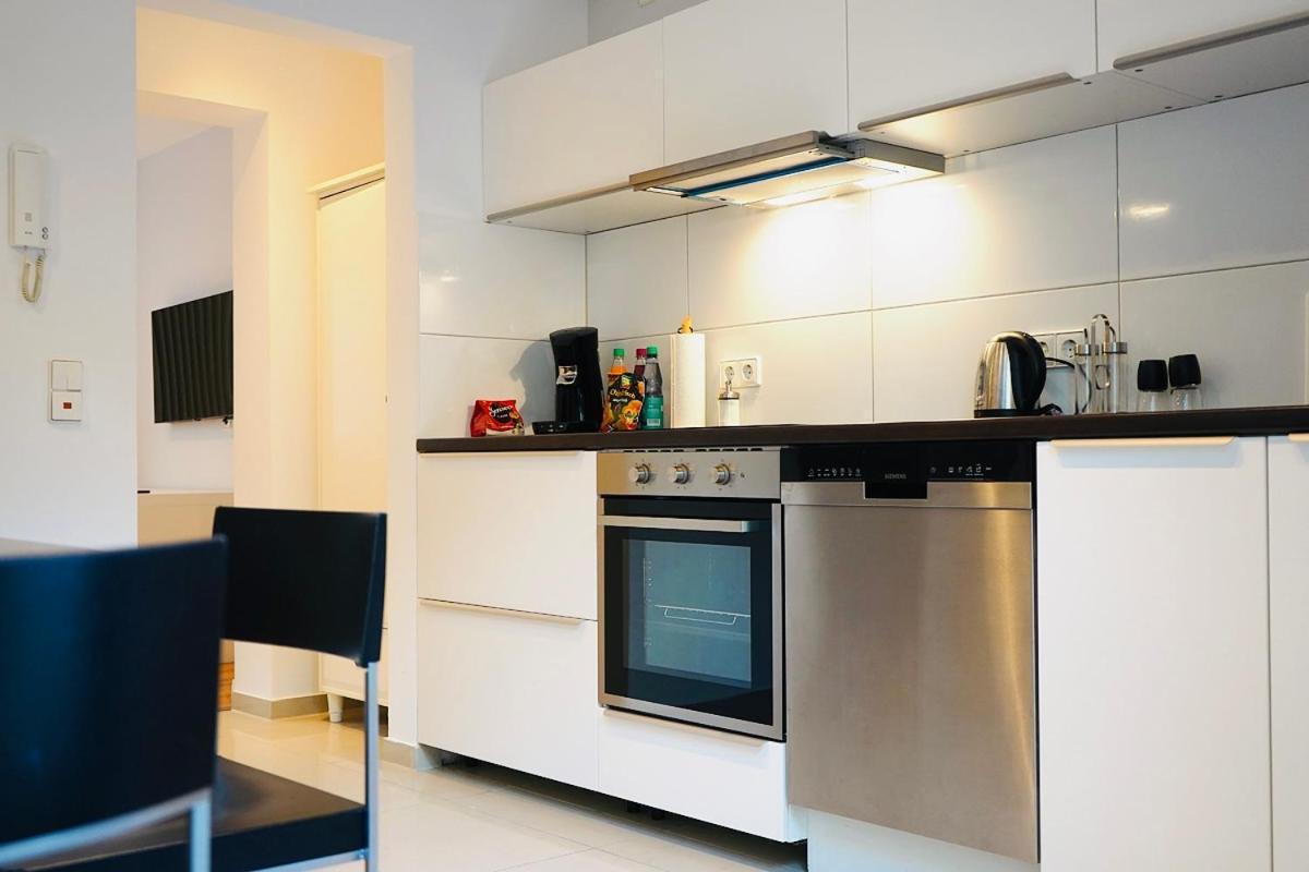 Haus Im Gruenen Fuer 6 Personen-3 Schlafzimmer- 3 Baedern -Waschmaschine-Grosse Terrasse- Vollausgestattete Kueche 볼프스부르크 외부 사진
